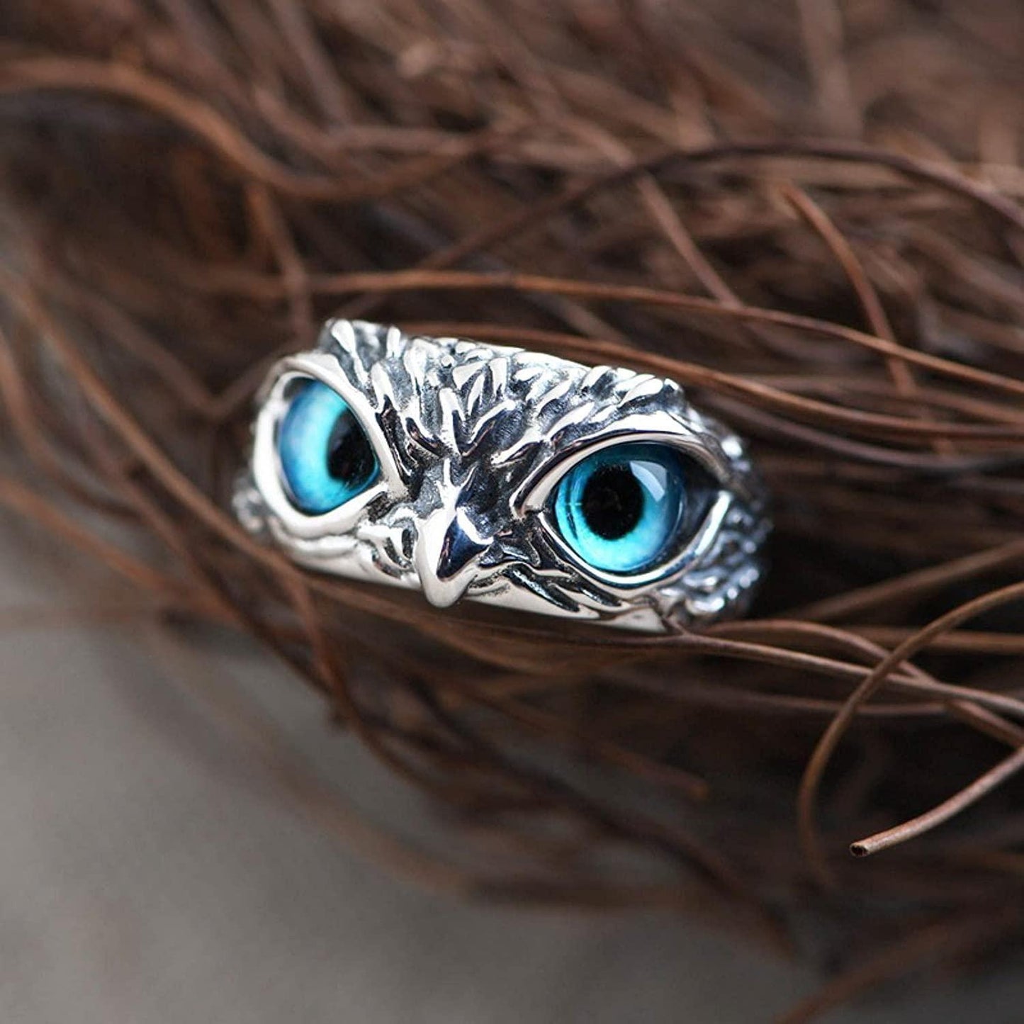 Attractive Silver Plated Owl Ring.
